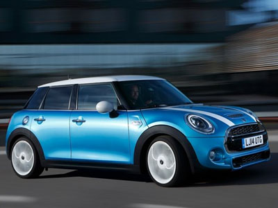 Πότε «πατάει» Ελλάδα το πεντάθυρο Mini;